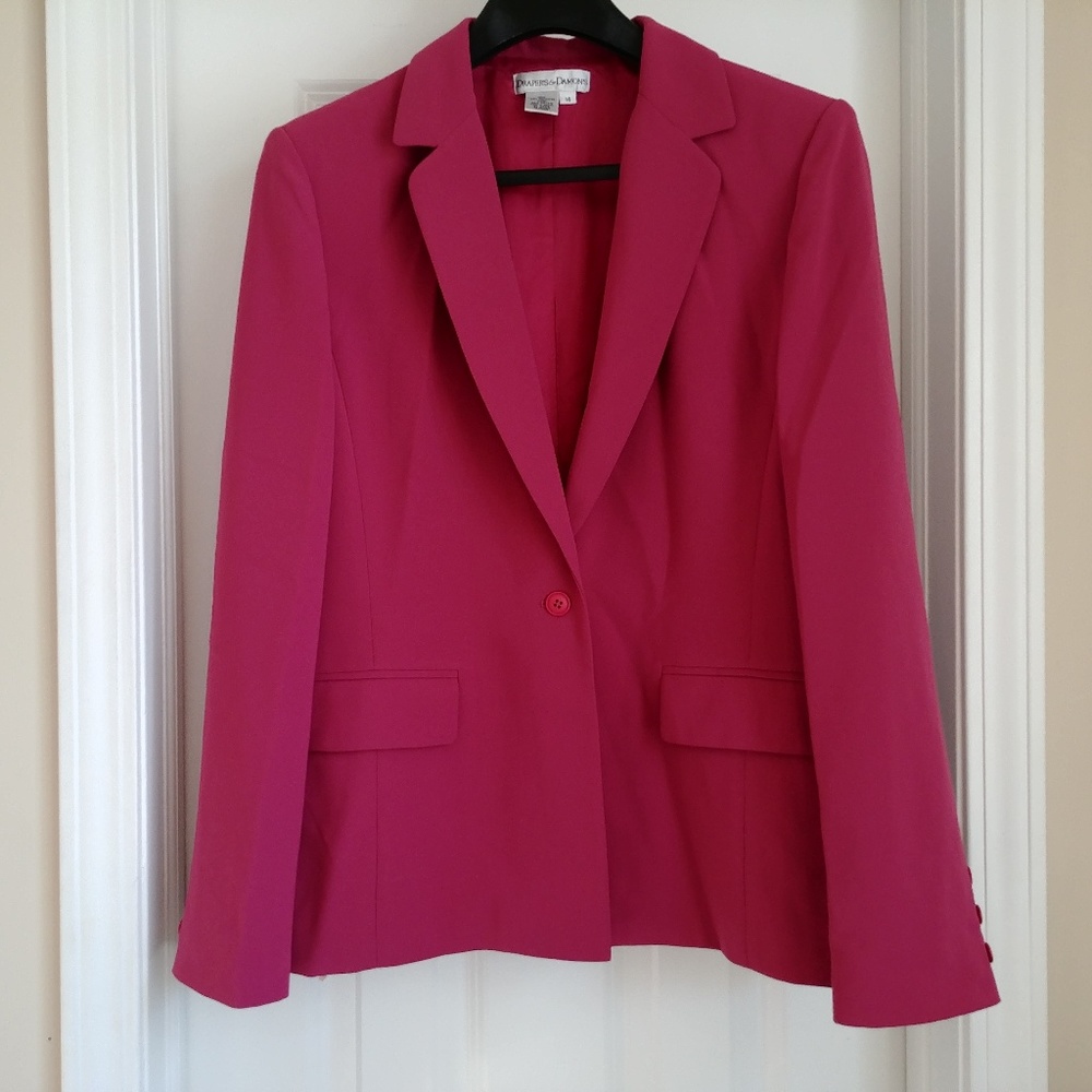 Draper's & Damon's Pink Blazer Wear to Work